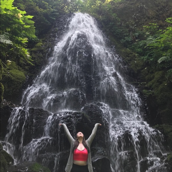 Meet your seller/buyer! :) - Picture 3 of 3